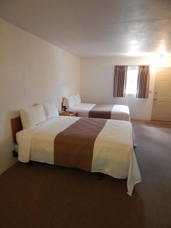The Brookside Motel / Mt. Rushmore Keystone Bilik gambar
